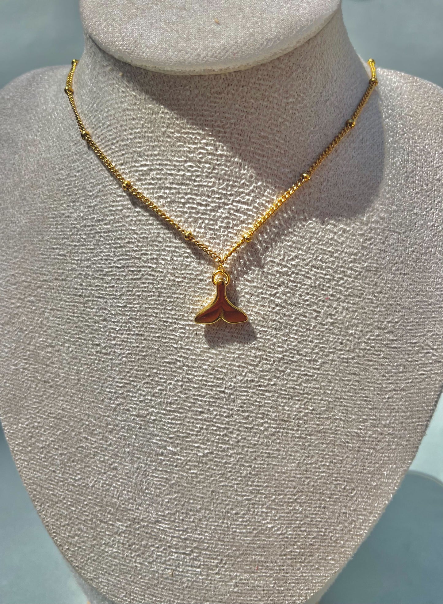 COLLIER BALEINE