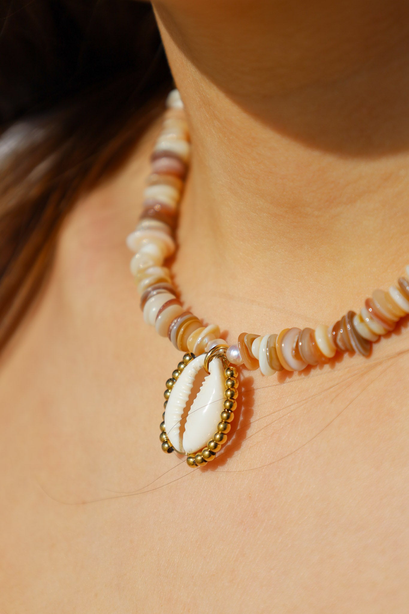 COLLIER CALYPSO