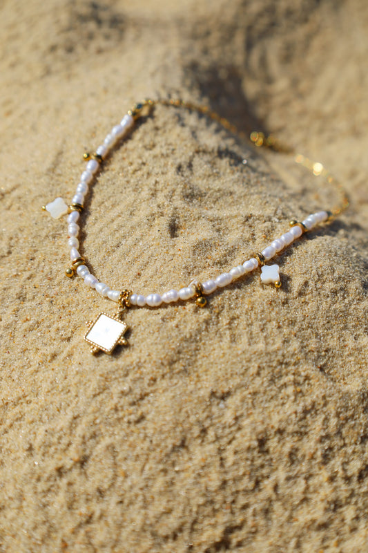 COLLIER SERENITE